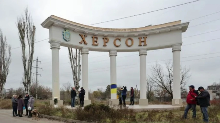 Russian forces hit cargo ship in Kherson