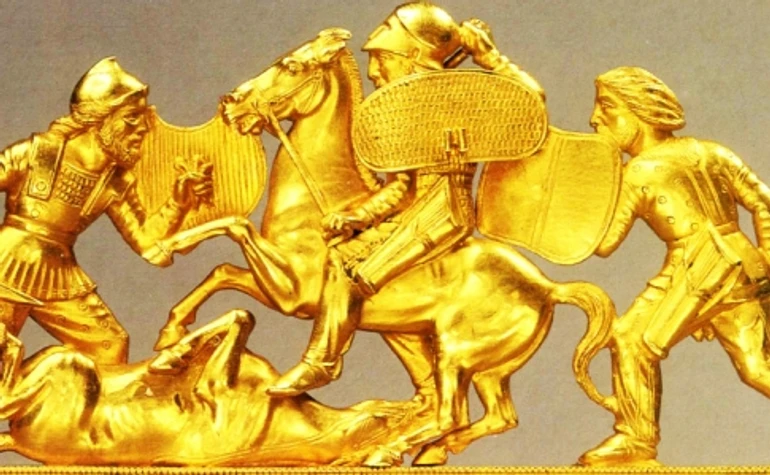 Як Україні повертати те, що Росія вкрала за століття терору?