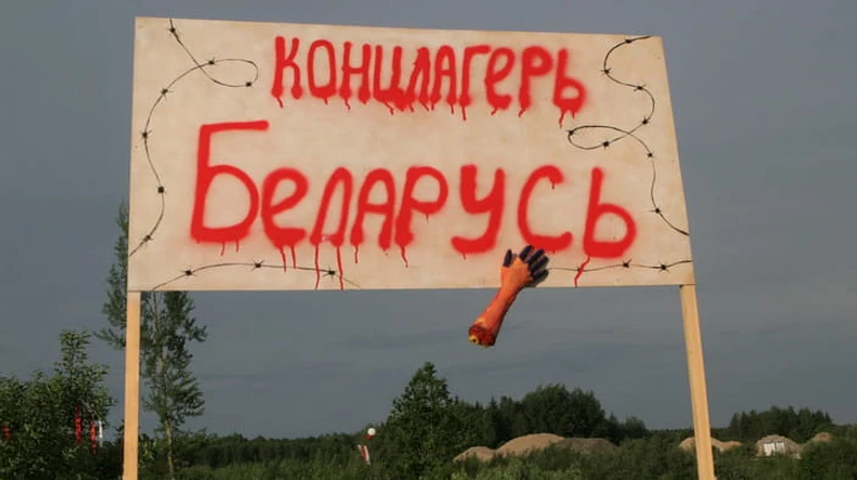 Рік, що змінив Білорусь: куди прийшов та на чому тримається режим Лукашенка