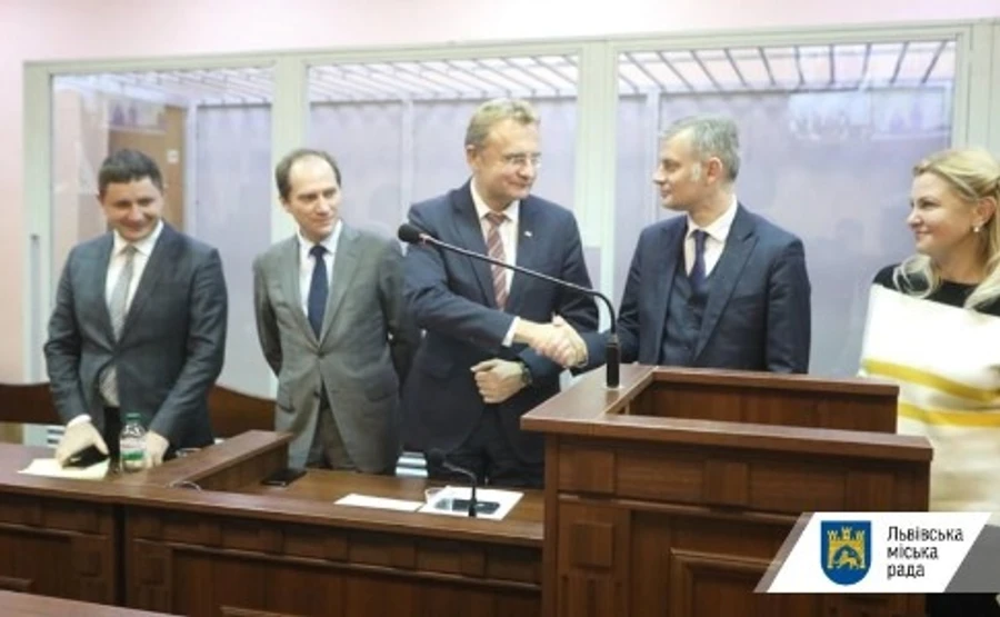 Садовому скасували заставу та відпустили під особисте зобов’язання