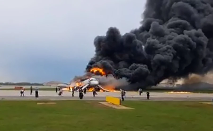 Катастрофа у Шереметьєво: із 78 осіб на борту вижили 37