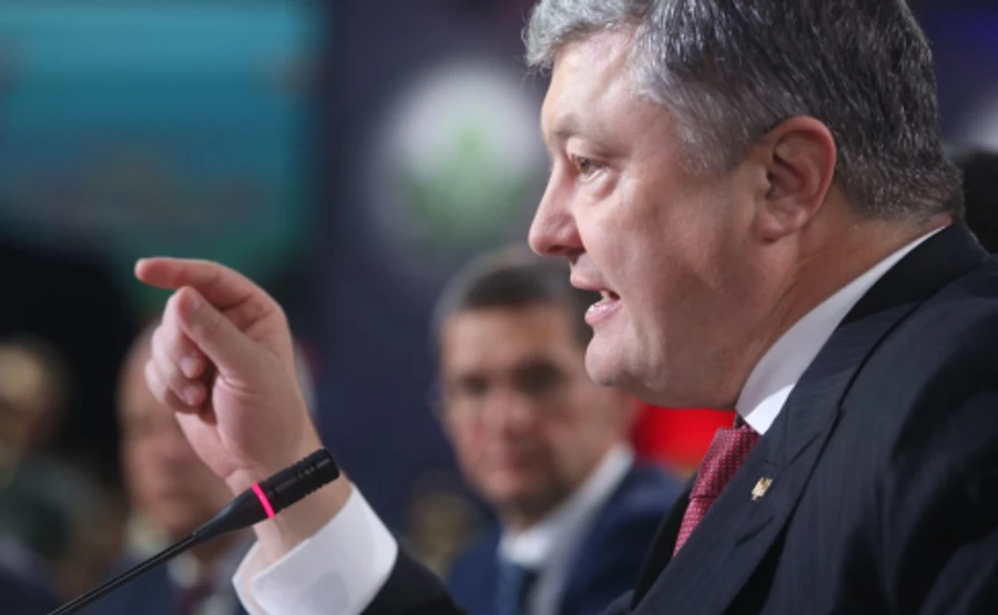 Порошенко заступился за Newsone