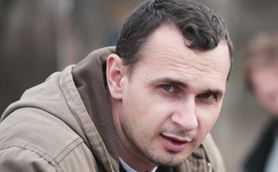 Сенцов повідомив, що його етапують на Ямал