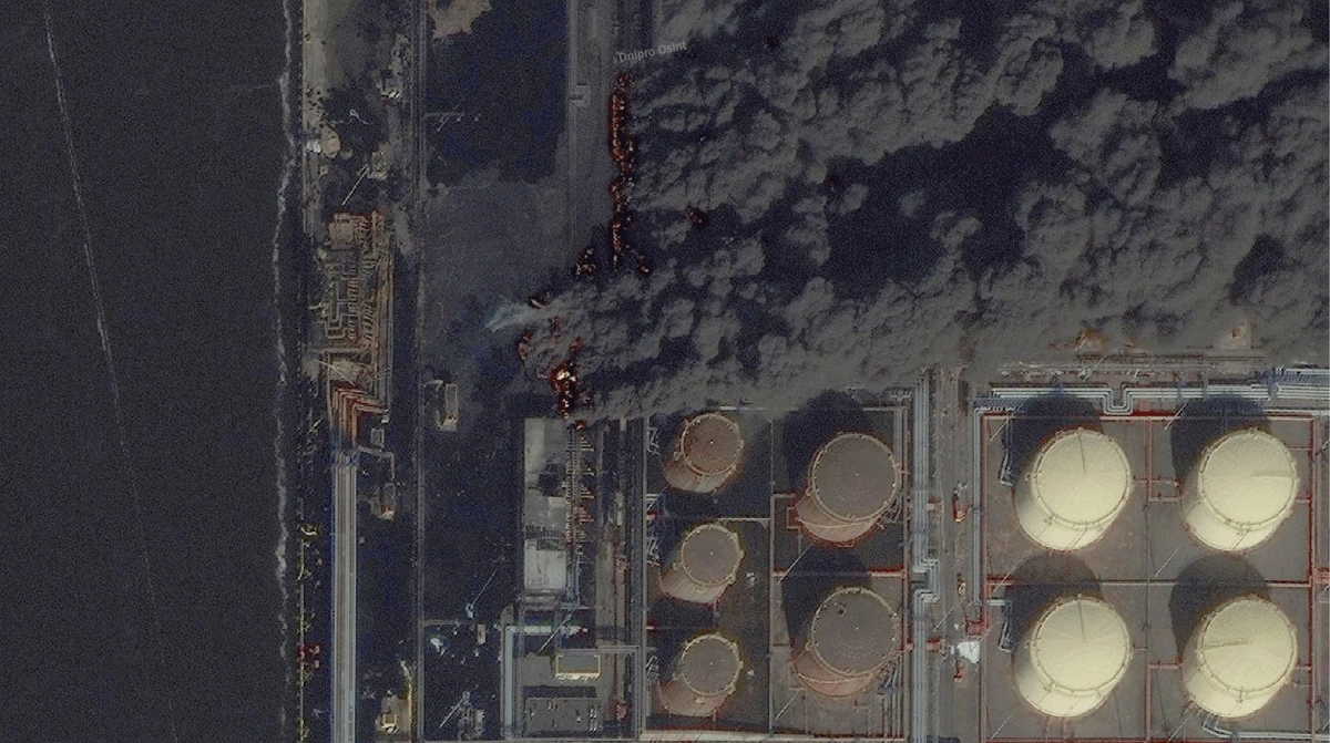 One berth completely destroyed: new images show Ust-Luga oil terminal after Ukrainian drone strikes