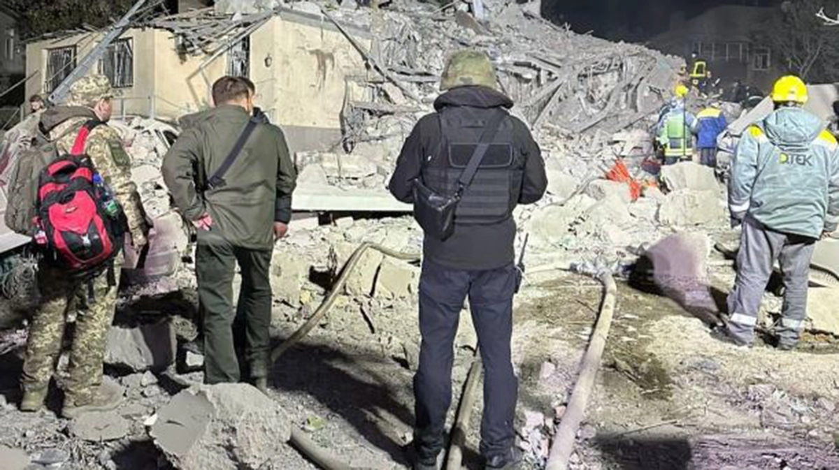 Russian missile attack on Dnipro: death toll rises to 4, including ...