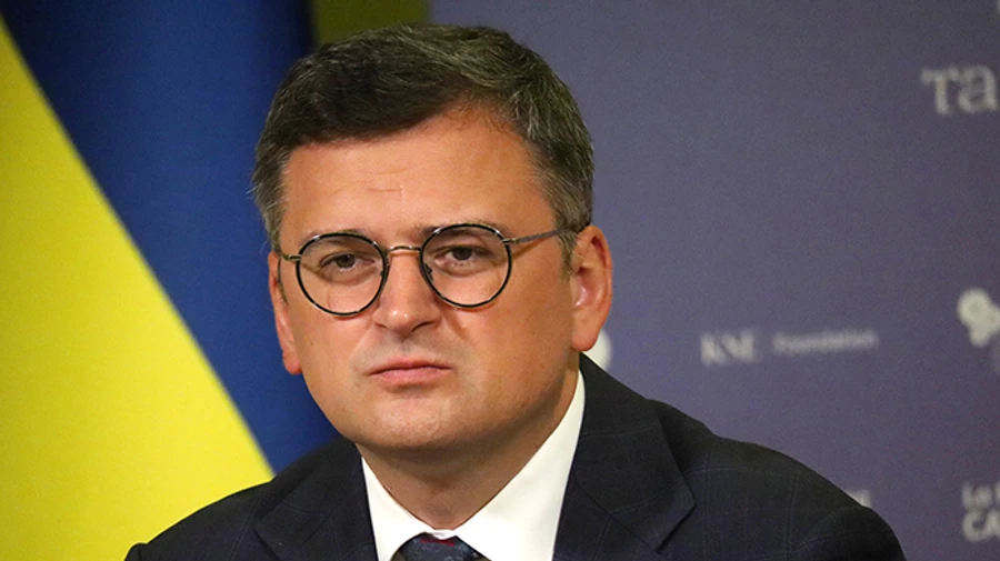 Кулеба сподівається, що Орбан хоча б вимив руки після рукостискання з Путіним