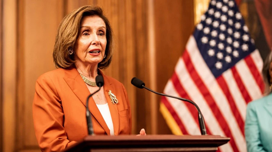 МЗС Китаю пообіцяв реакцію на візит Пелосі на Тайвань – вона каже, що про зміну політики США не йдеться