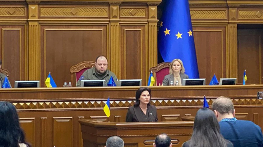 Рада уволила Венедиктову