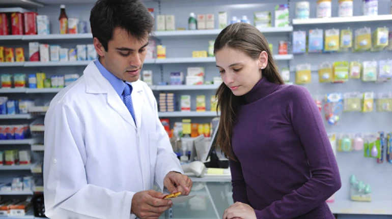 Деньги на ветер: что следует знать волонтерам о лекарствах с сомнительной эффективностью и что не покупать на передовую