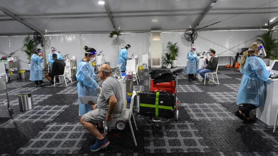 Новый штамм коронавируса Omicron добрался до Австралии