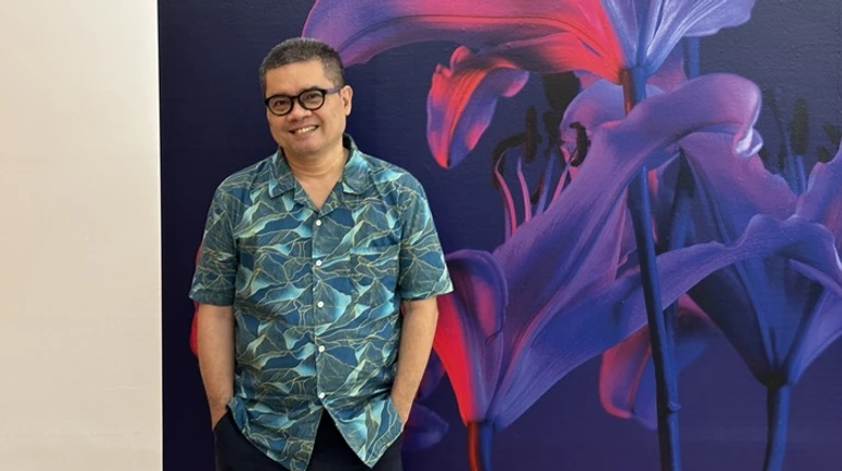 Nothing is impossible: Pianist who composes for one hand is now going to create works for artificial limbs