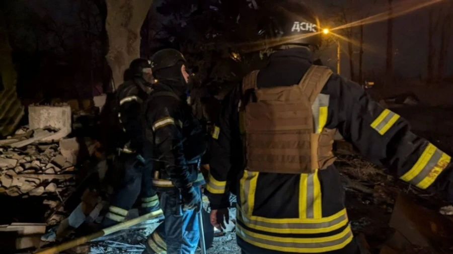 Росія вдарила балістикою по Кривому Рогу: є загиблі, серед поранених – дитина