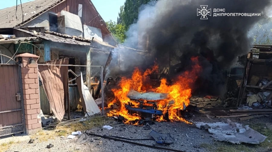 Росіяни вдарили по Нікополю: 1 загиблий, 2 поранених