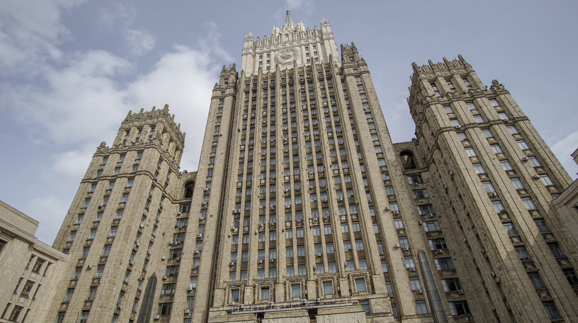 МЗС Росії викликало повірену Румунії