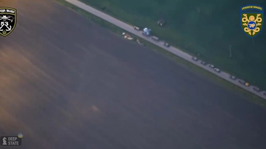 Українські бійці показали відео ураження російської колони у Курській області РФ поблизу Сумщини