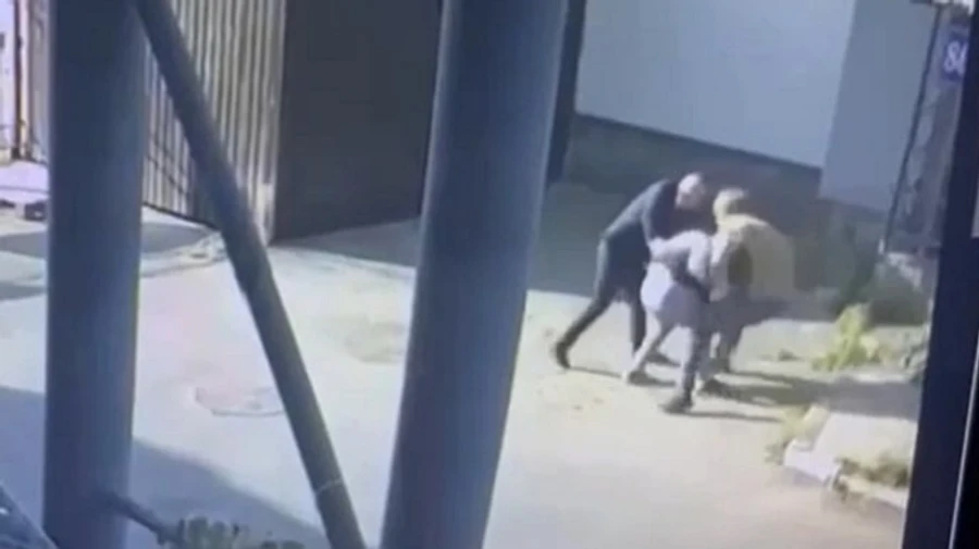 В центре Киева произошла драка с участием нардепов: полиция проводит проверку