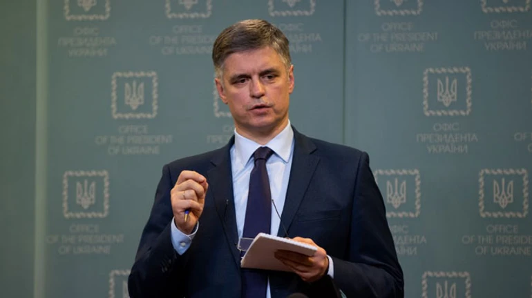 Ukraine's Ambassador to UK criticises Zelenskyy's words about thanking Wallace every morning