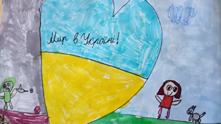 Viva Ucraina и ракета Надежда. Дети рисуют войну
