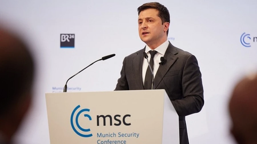 Головні новини суботи і ночі: списки Росії, Зеленський про ядерну зброю