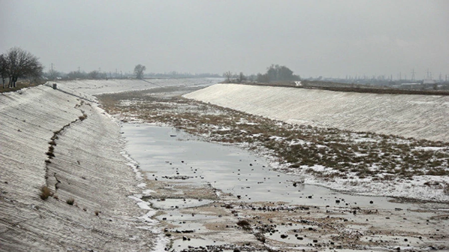 Оккупанты жалуются, что в Крыму теряют половину воды из-за дырявых труб