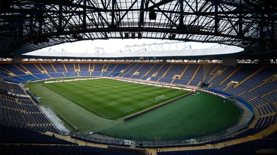 МОЗ поки не може дозволити фанатам ходити на футбольні матчі