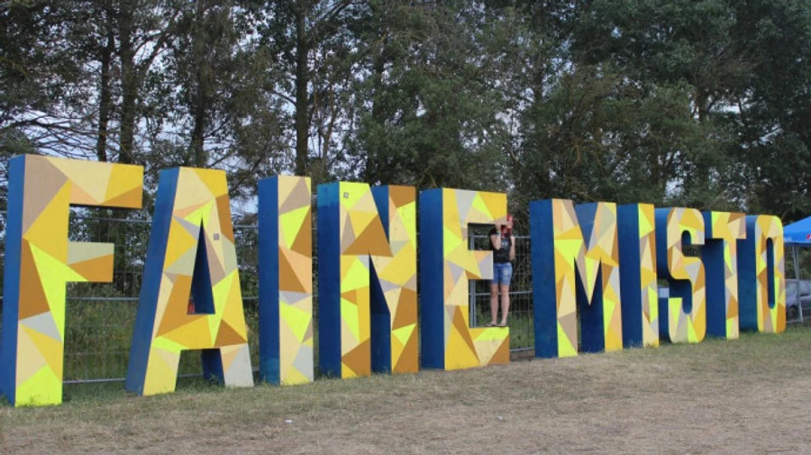 Третий день в Тернополе не фиксируют новых больных коронавирусом, город открывает все рынки