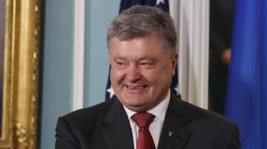 Опозиція і кілька слуг зібрали голоси для позачергової Ради – Порошенко