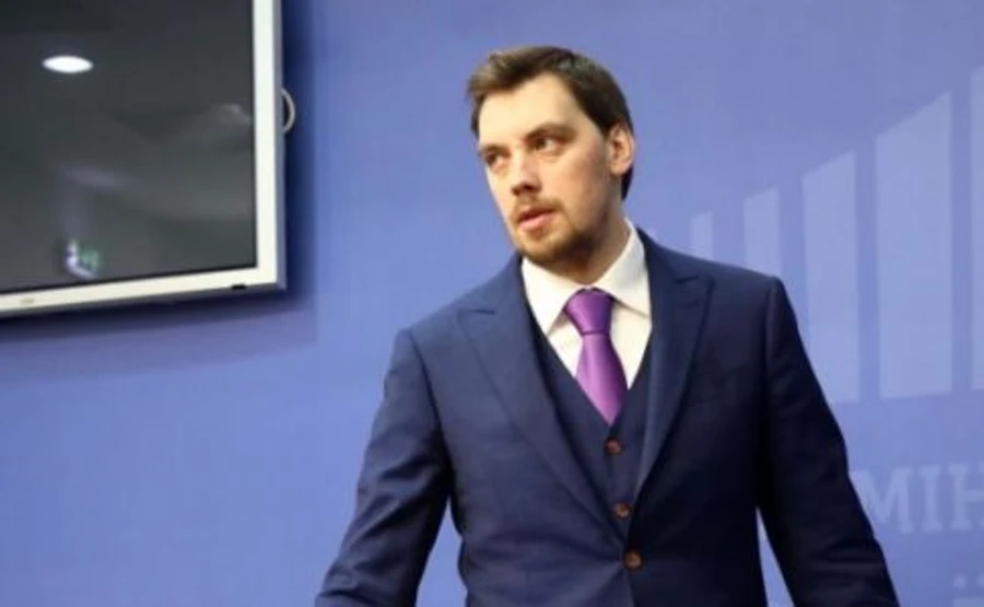 Гончарук: Не ведитесь на манипуляции о коронавирусе, паника вредит нам