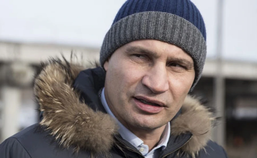 Кличко з двома заступниками одночасно пішли у відпустку 