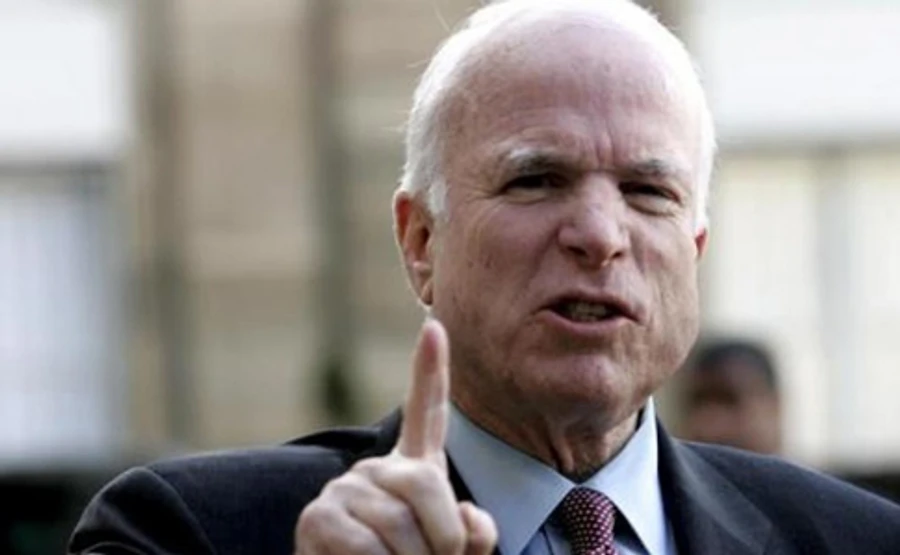 Маккейн: Украина может получить $500 млн на оборону