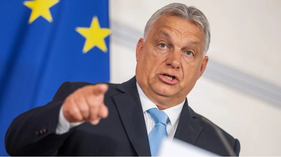ЗМІ: У ЄС починають розуміти, що може спонукати Орбана зняти вето на кредит 90 млрд євро Україні