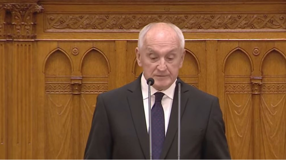 Парламент Угорщини обрав новим президентом країни ексочільника Верховного суду