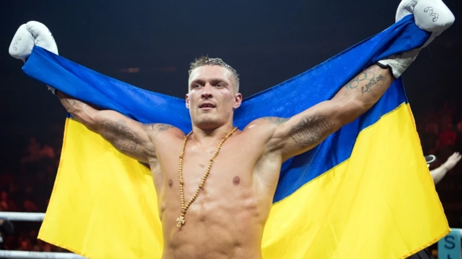 Polish border guards explain why they handcuffed Usyk at airport