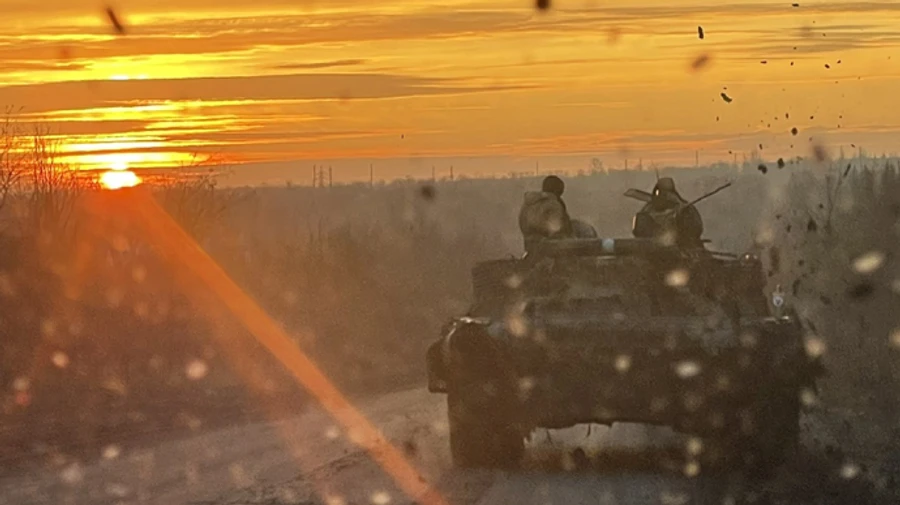 Russians keep advancing on three difficult fronts – General Staff report