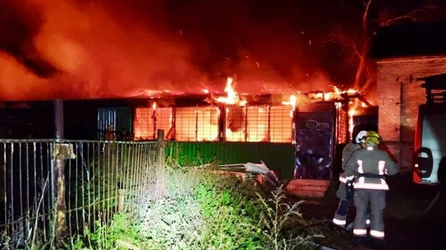 Russian forces launch over 40 shells on Nikopol overnight, causing fires