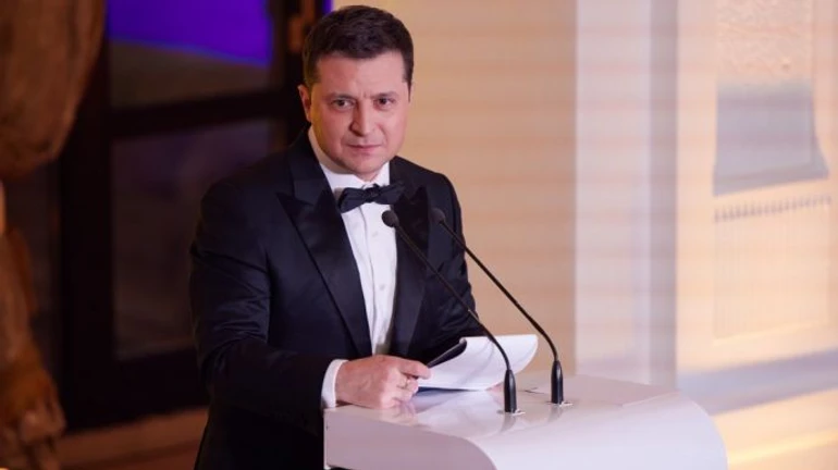 Президентский рейтинг: Зеленский в первом туре набирает больше всех