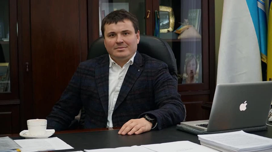 Голова Херсонської ОДА просить власників клубів не перекривати міст