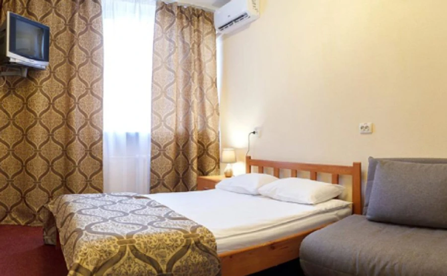 Готелям пропонують взяти туристів на обсервацію за бюджетні кошти