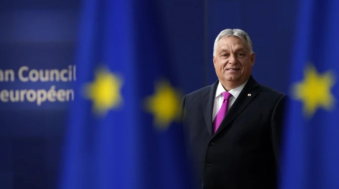 ЄС пом'якшує критику Орбана, щоб уникнути звинувачень у втручанні в вибори – ЗМІ