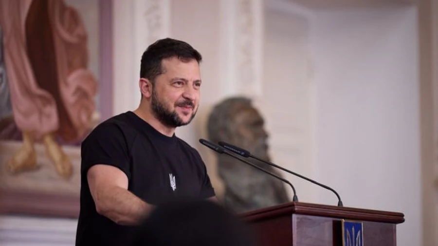 Зеленський звернувся до студентів КПІ: Кожна бавовна у ворога – результат освіти