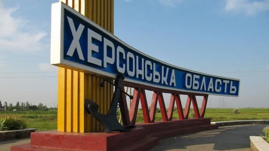 Russians strike Kherson Oblast with mortars, killing one civilian