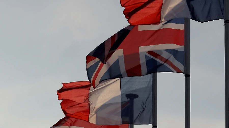 Британия вызвала посла Франции из-за рыболовного спора