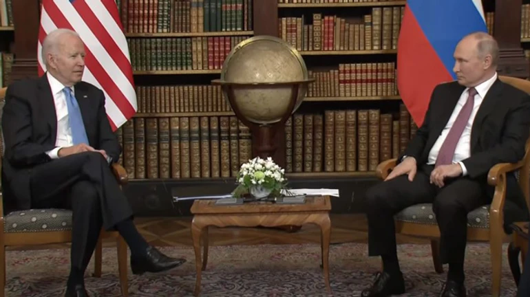 Байден зустрівся із Путіним