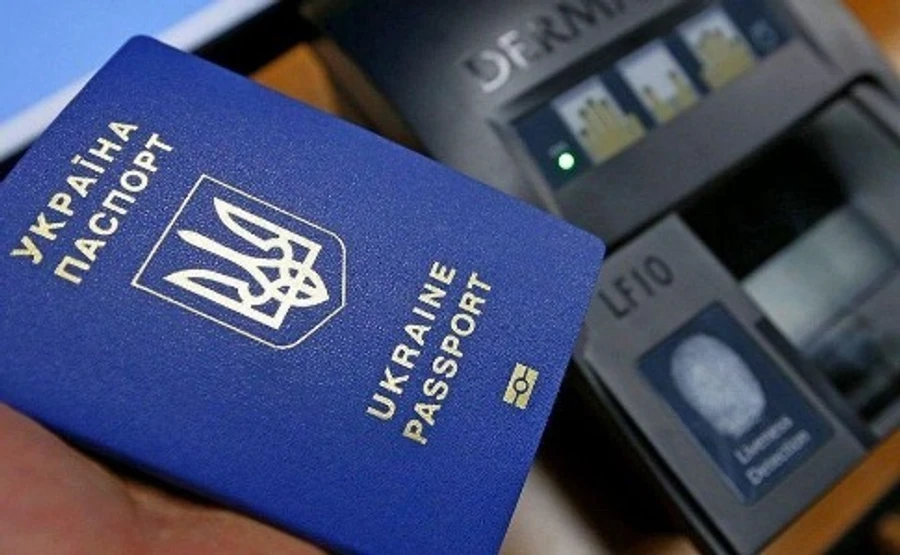 Закриття кордонів: українське посольство у Польщі відповіло на 70 тисяч звернень
