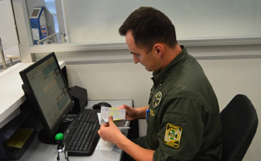 В Україну не пустили ще двох російських пропагандистів