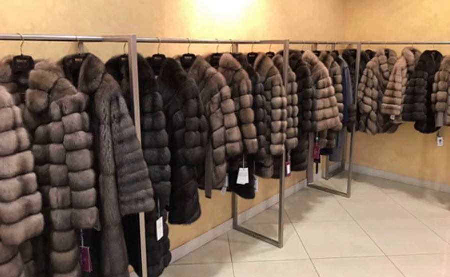 У Києві вилучили партію елітних шуб на 50 мільйонів