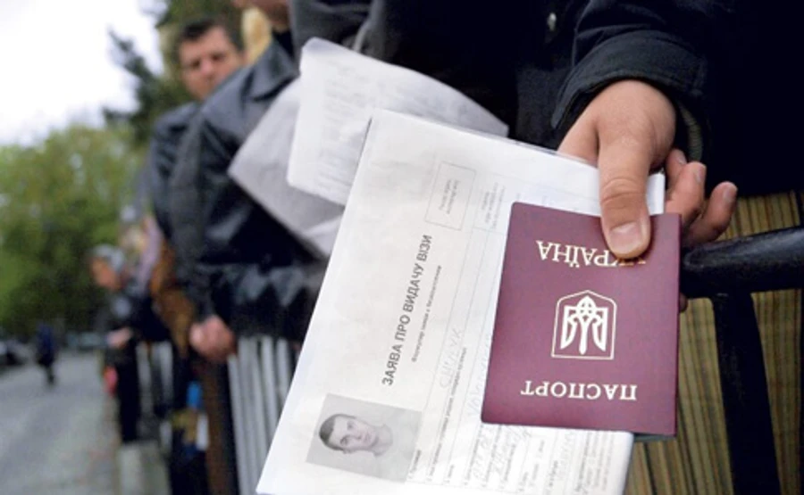 Європарламент може проголосувати безвіз до 24 листопада