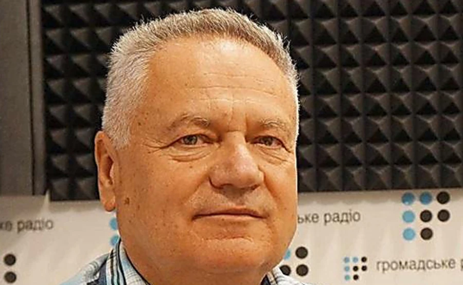 Ректор-хабарник зберігав вдома понад 4,5 млн, золото та банківські картки