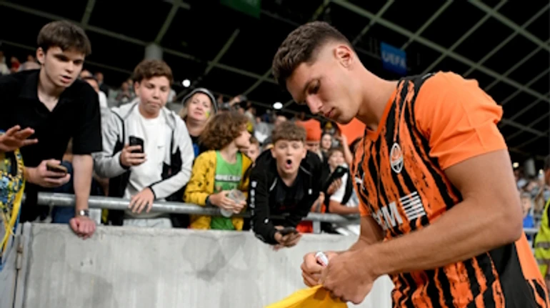 Судаков у Бенфіці: 10-ка на спині, агент Трубін і потенційно найбільший трансфер португальської ліги