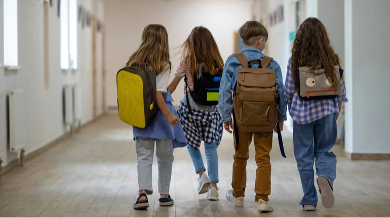 Київські школи з 2 лютого відновлюють навчання